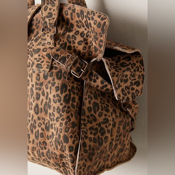 Free People Wild Thing Tote Bag NWT - Picture 4 of 7